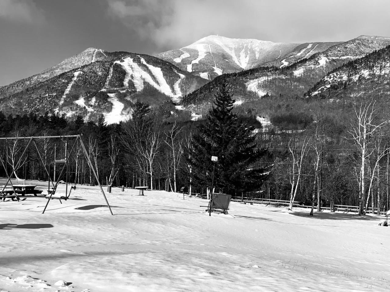 Ledge Rock At Whiteface Wilmington Exterior foto